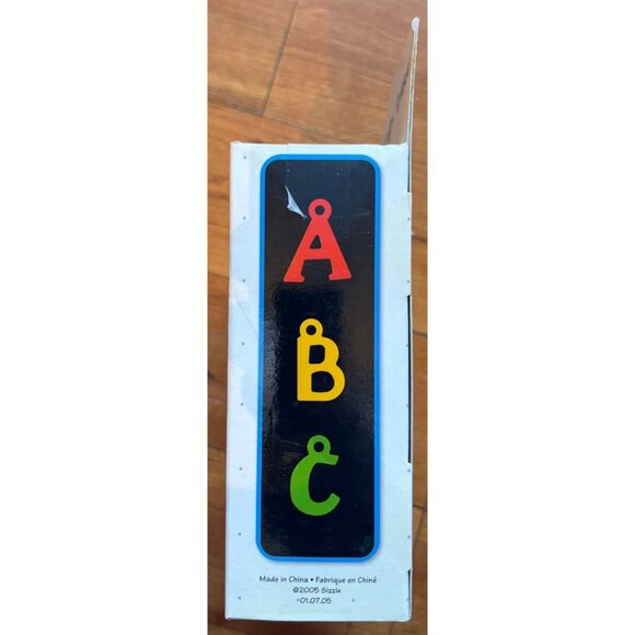 NEW Sizzix Pigeon-Toed Charms Uppercase Alphabet Set 38-1094 heather lancaster - Picture 4 of 4